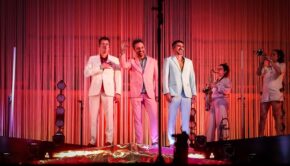 Els Amics de les Arts al concert de celebració dels 20 anys del grup / Jordi Borràs