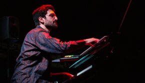 Max Villavecchia / Microscopi