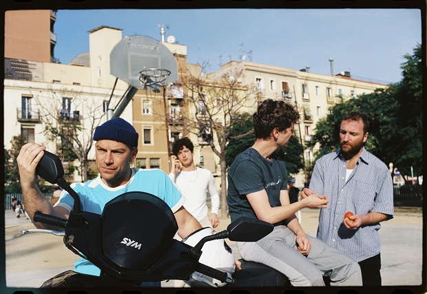 Habla de Mí en Presente / Agustin Cervai