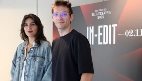 Selma Bruna, una de les components de Marala i el director del documental, Marc Mayor / Sara Soteras