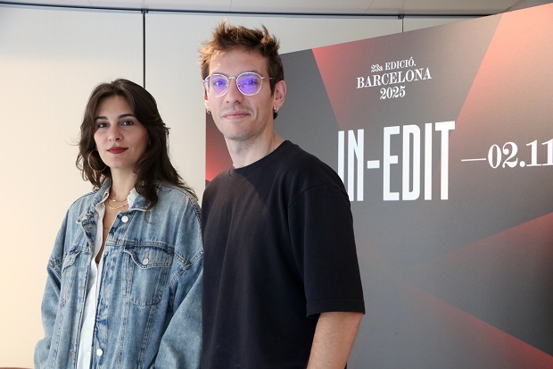 Selma Bruna, una de les components de Marala i el director del documental, Marc Mayor / Sara Soteras