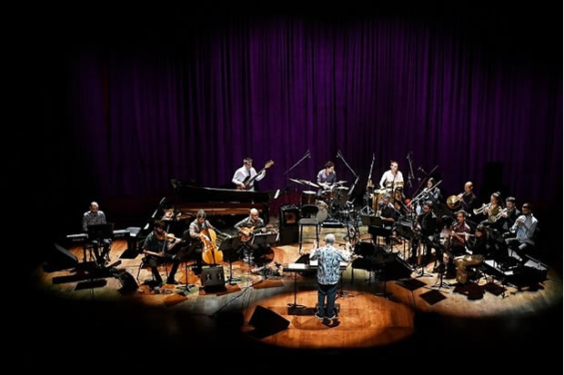 Barcelona Art Orchestra / Joan Cortés