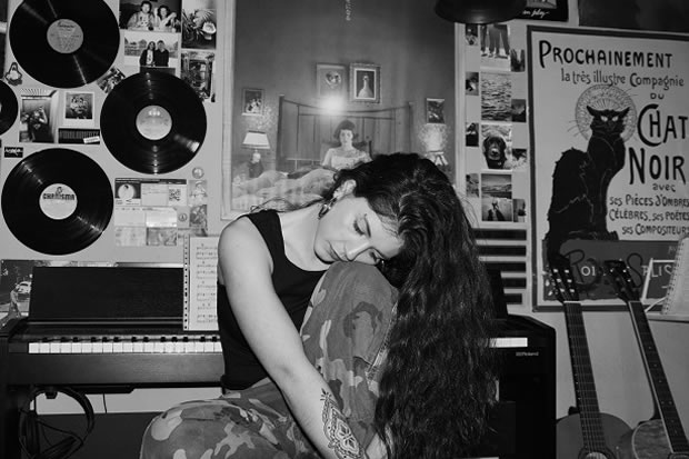 Cloe Riembau / Bankrobber