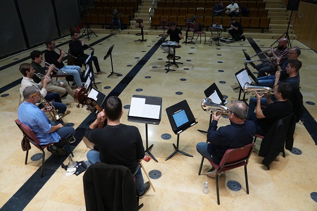 Assaig de la Cobla Sant Jordi-Ciutat de Barcelona / Eli Don