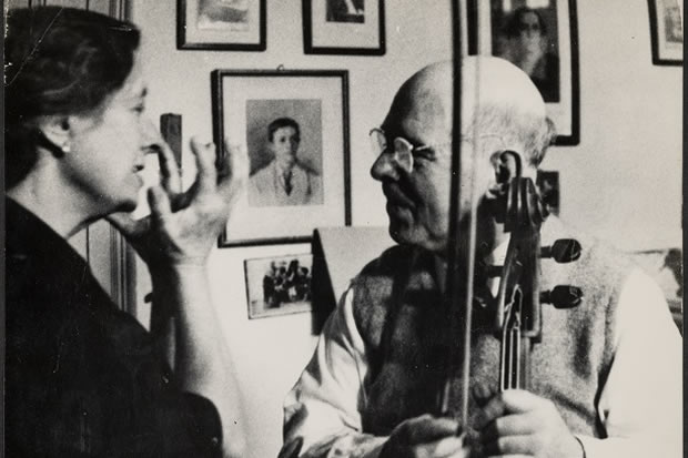 Conxita Badia i Pau Casals a l'any 1950 / Museu de la Música