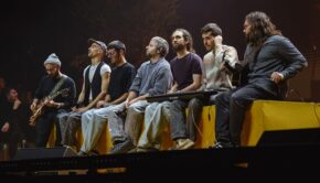 Oques Grasses actuant al 'Concert-manifest x Palestina' / Marc Font
