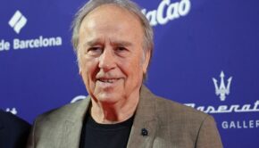 Joan Manuel Serrat a la catifa vermella de La Nit de la Ràdio / Eli Don
