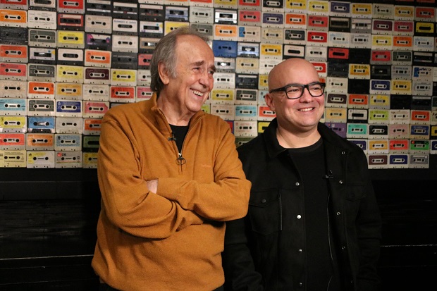 Joan Manuel Serrat i Jofre Bardagí / Sara Soteras
