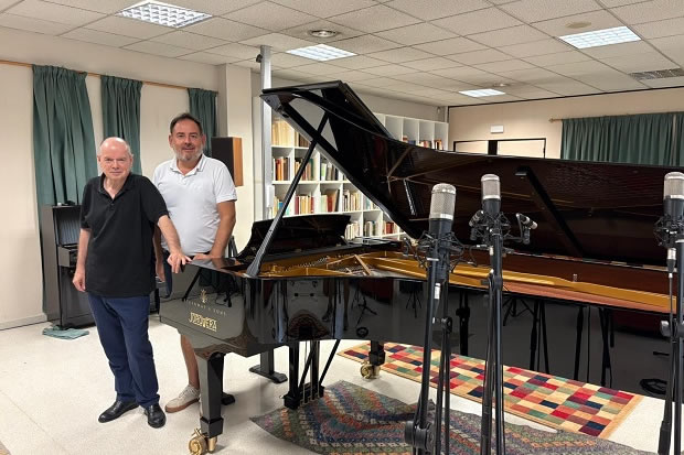 Joan Manau i Joan Laínez / Microscopi
