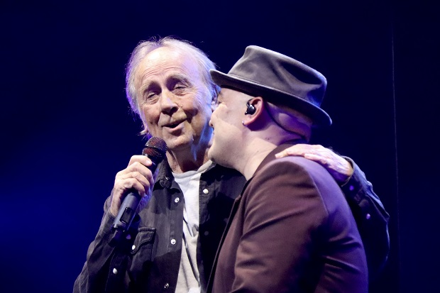 Jofre Bardagí i Joan Manuel Serrat / Nico Tomás