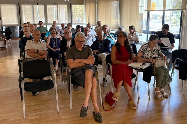 Reunió dels veïns / Cedida a l'ACN