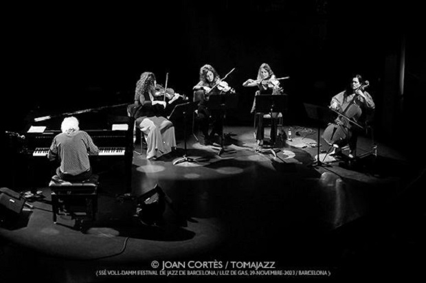 Kitflus / Joan Cortès