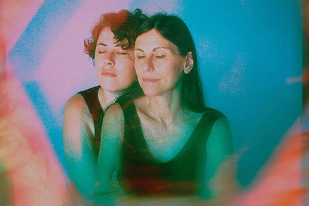 Violeta Tello i Helena Miquel / Henar Bengale