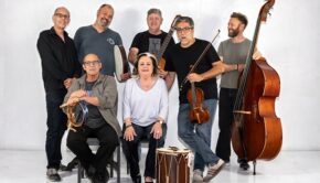 Música Nostra / Llàtzer Méndez